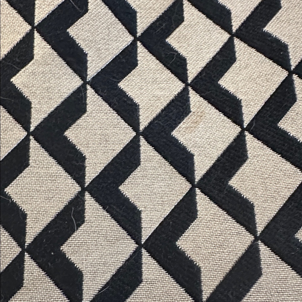 H&M Geometric Patterned Tote Bag - Picture 4 of 4